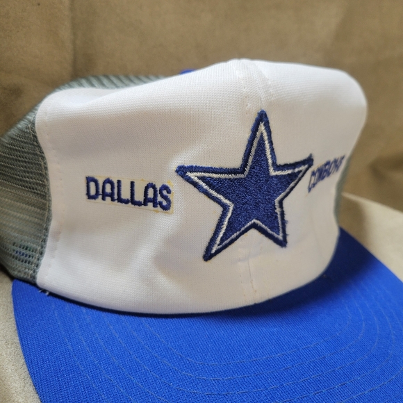Vintage 80s Dallas Cowboy's NFL Trucker Hat (Made In U.S.A.) - Picture 2 of 7